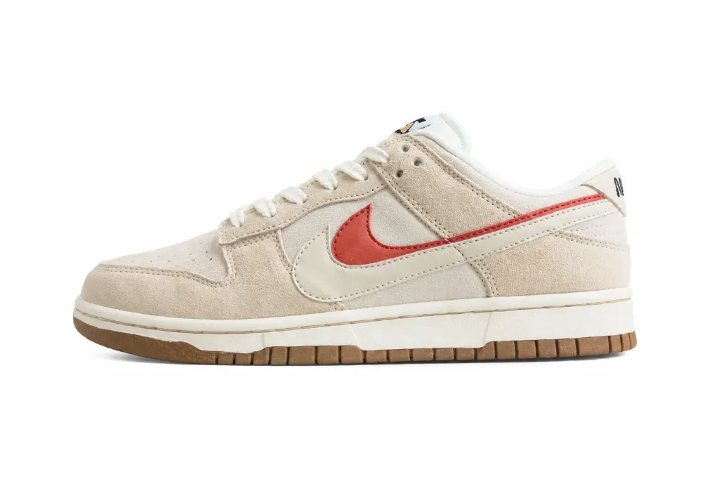 Dunk Low Coral Cream