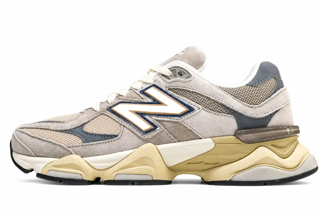 New Balance 9060 Sierna (34)