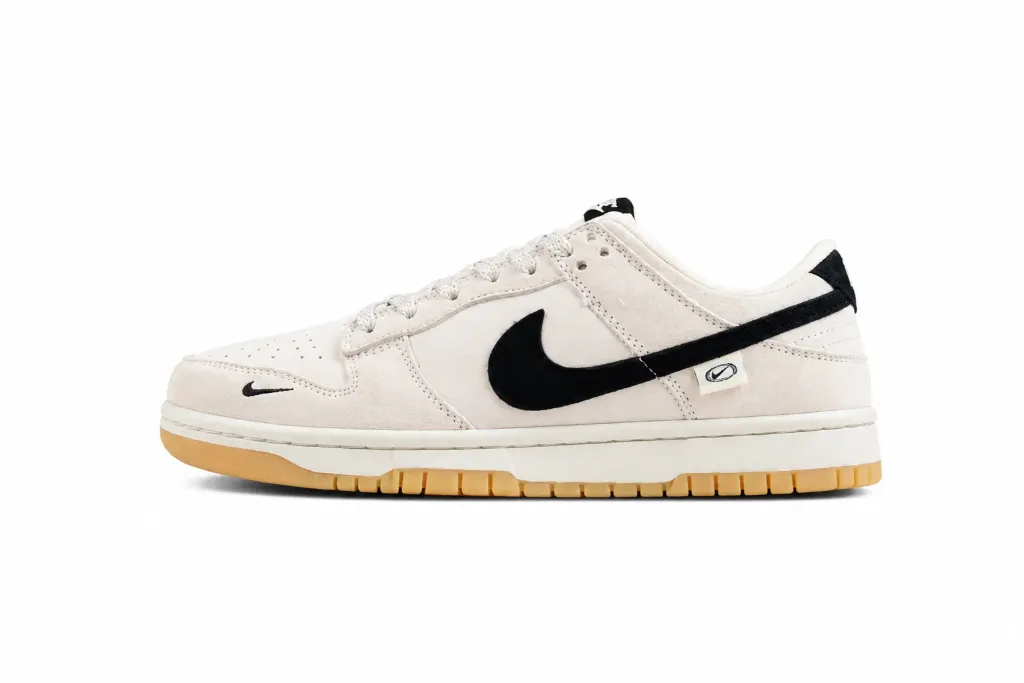 Nike Dunk Low Reverse Swoosh Cream Gum (34)