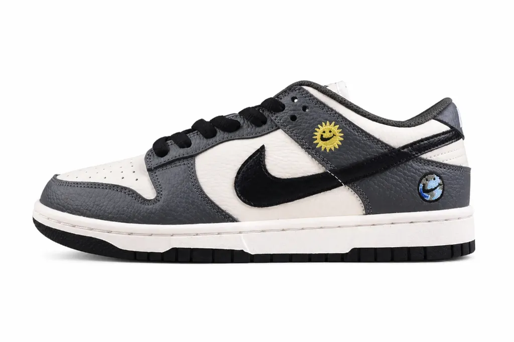 Nike SB Dunk Low Sun & Moon
