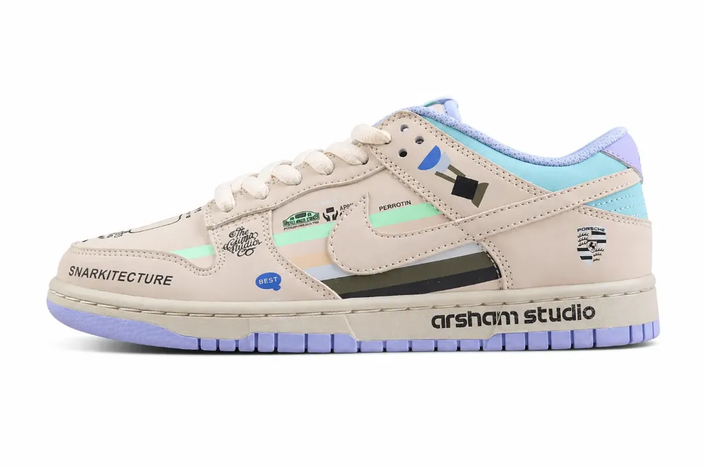 Nike SB Dunk Low x Daniel Arsham Studio / Future Relic