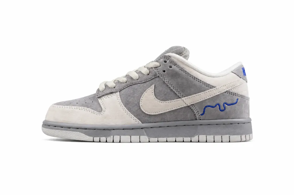 Nike Dunk Low Suede Grey Royal Blue (38)