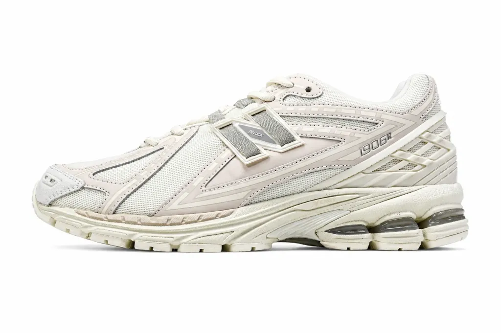 New Balance 1906 Tea