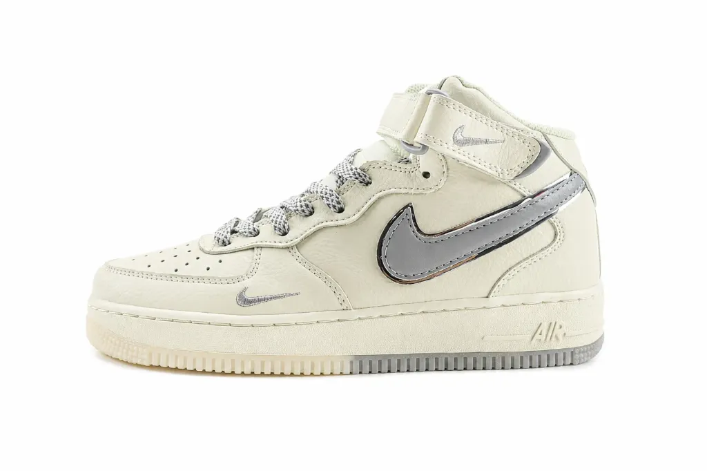 Nike Air Force 1 Mid '07 LX Metallic Silver