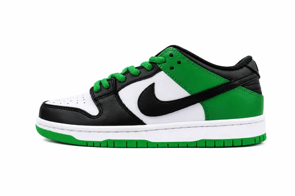 Nike Dunk Low Lucky Green