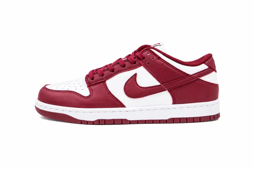 Nike Dunk Low Team Red