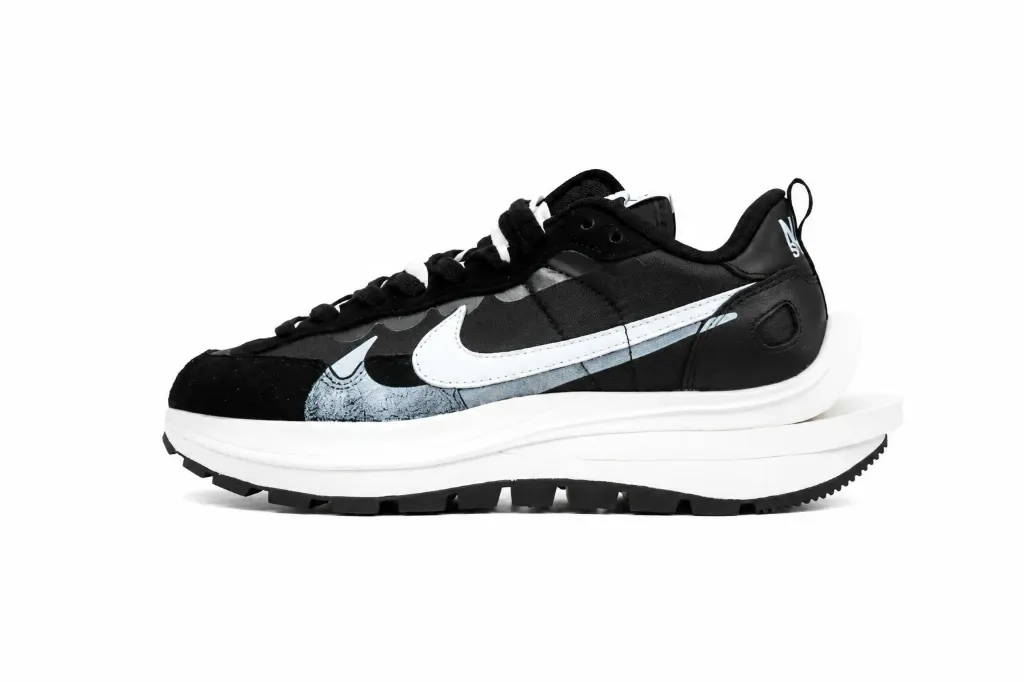 Nike VaporWaffle x sacai. (34)
