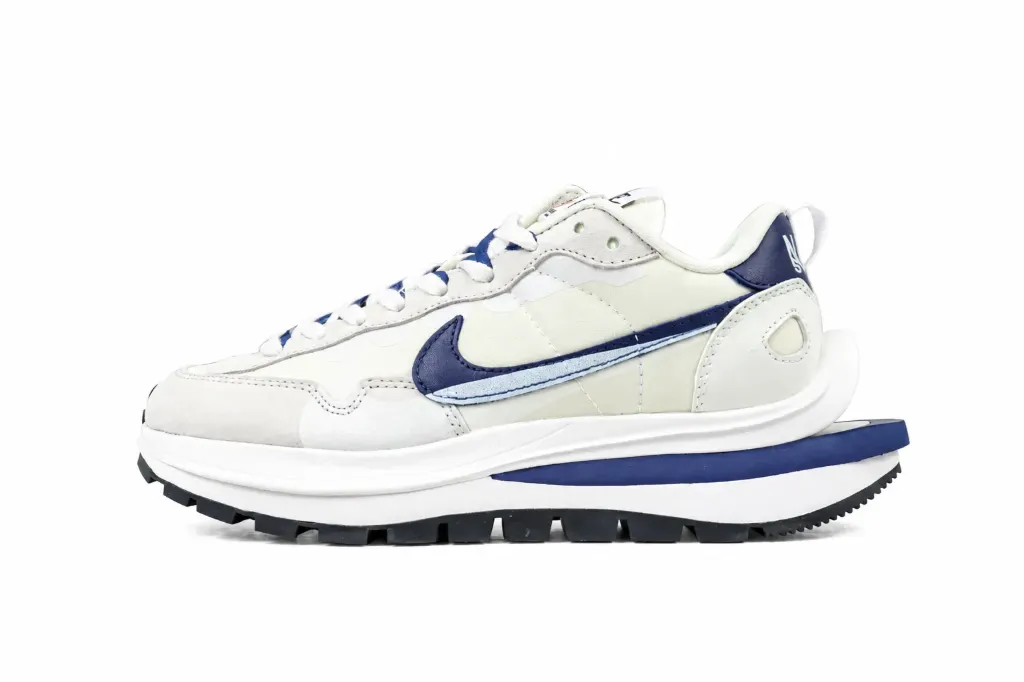 Nike x sacai VaporWaffle Sail Gum (34)