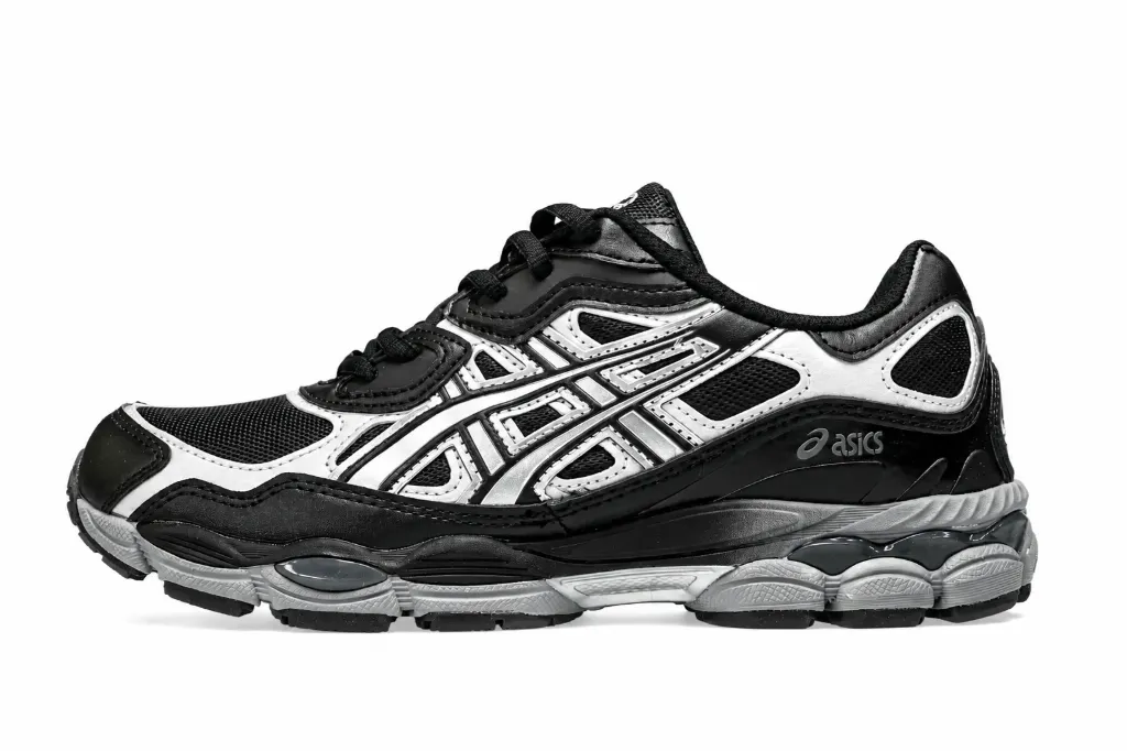 ASICS GEL-NYC Black / White