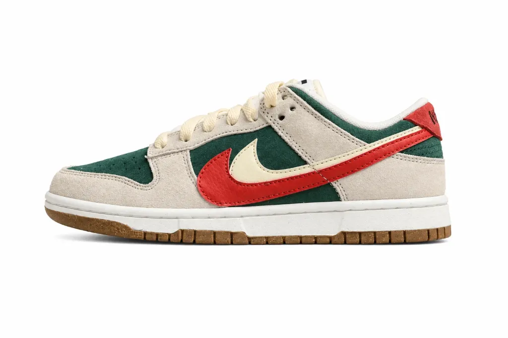 Nike Dunk Low Vintage Pine (34)
