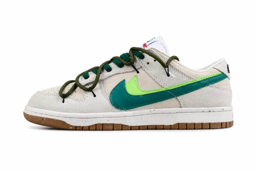 Nike Dunk Low Forest Moss